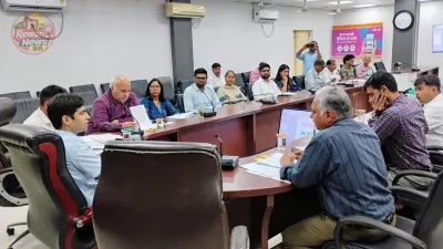 डीसी अभिषेक मीणा ने जिला स्वास्थ्य समिति की समीक्षा बैठक की अध्यक्षता की, दिए सख्त निर्देश
