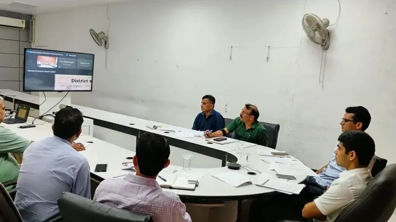 rewari news phasal avashesh jalane par hogi sakht kanuni karravai rewari men bane